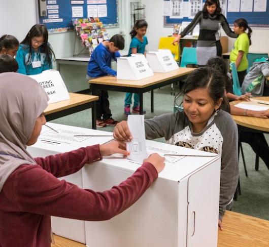 students voting